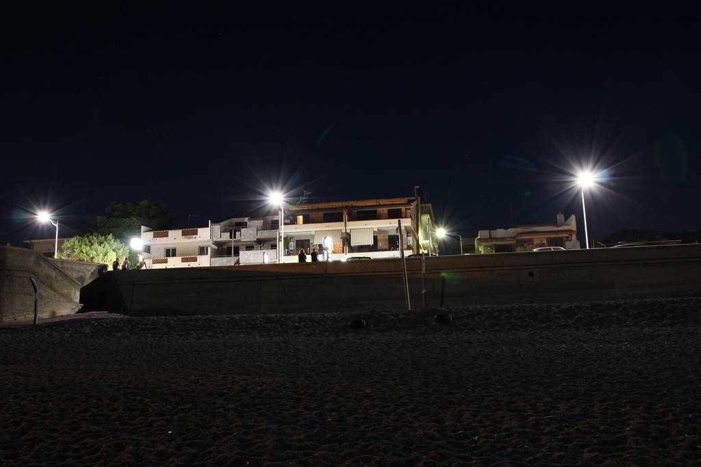 B&B La Sirena Santa Teresa Di Riva Exterior foto